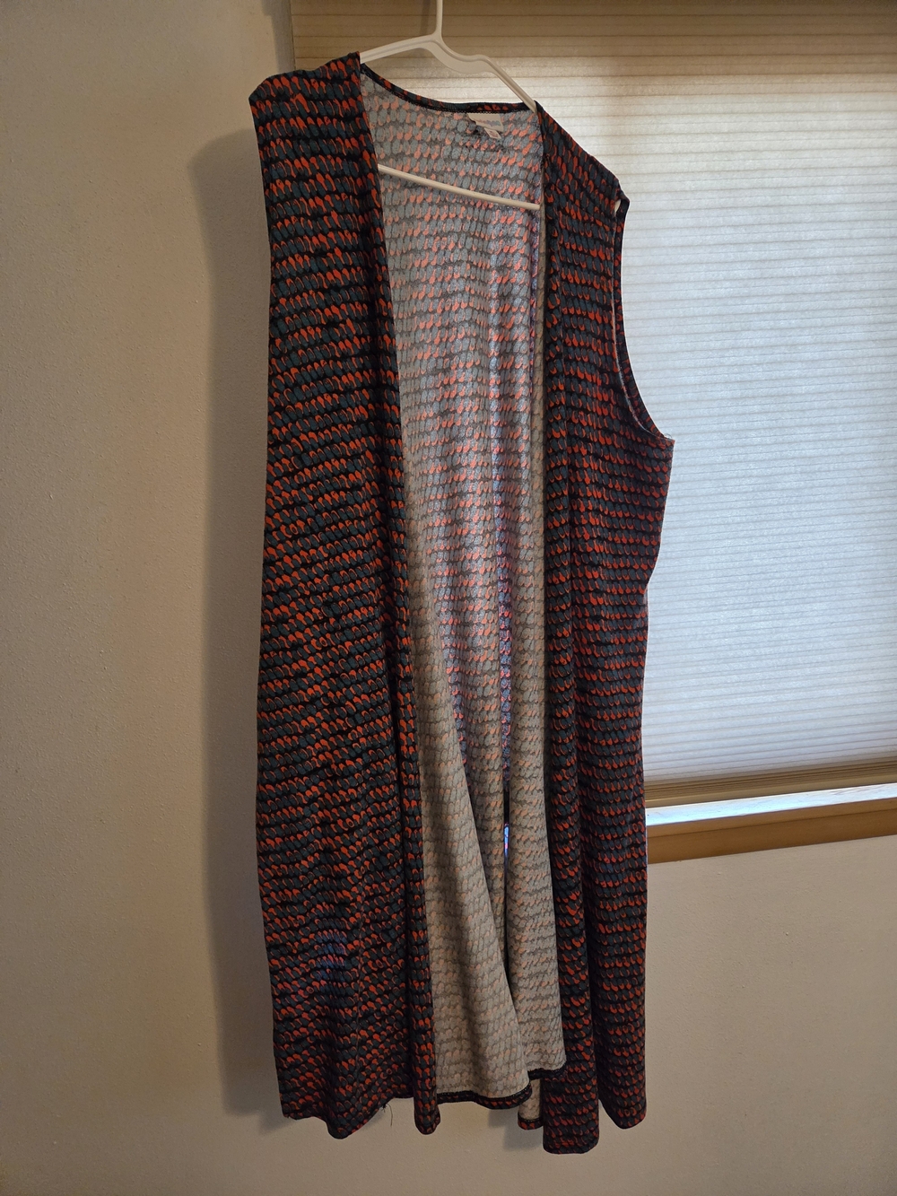 LuLaRoe Coral and Teal Patterned Knit Top